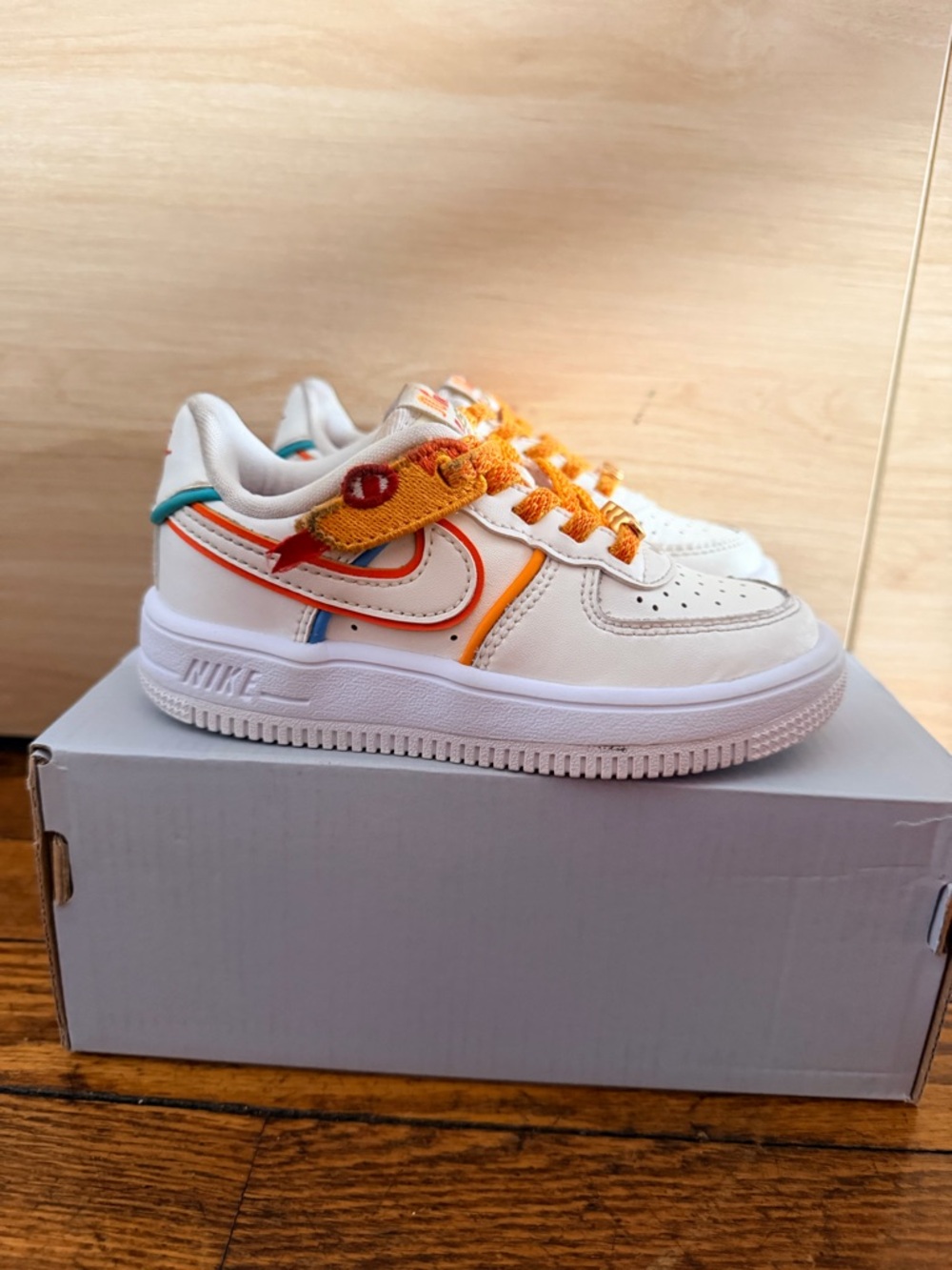 Nike Force 1 Low LV8 Easy-On